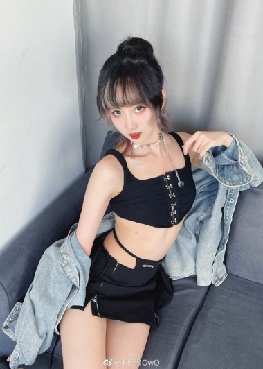 木棉棉OwO贝斯与妹妹cos图集