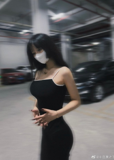 中岛莫之子i是谁?抱走莫子aa最优秀的cos作品