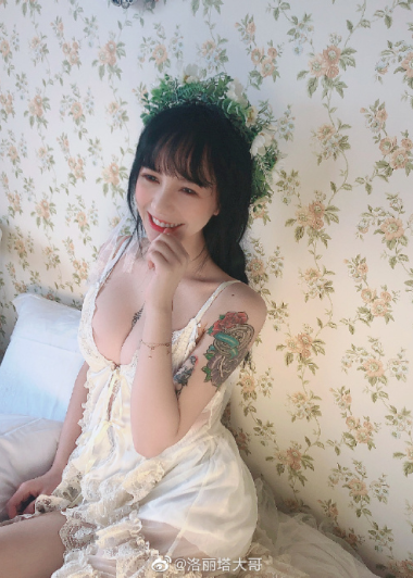 洛丽塔大哥lolita黑历史,写真cos套图视频黑料