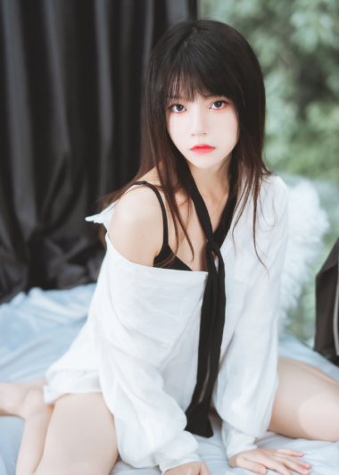 桜桃喵cos图集写真88套资源持续更新中