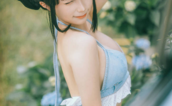 蠢沫沫无创可贴遮阴视频是哪套图包