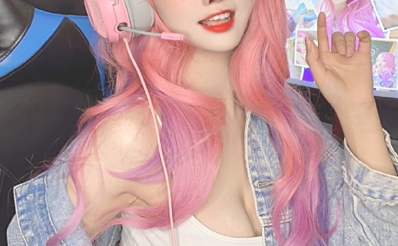 只是简言还拍过这种黑历史，只是简言cosplay黑料曝光