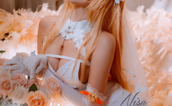 二佐Nisa黑历史曝光，二佐Nisa碧蓝航线路易九世礼服