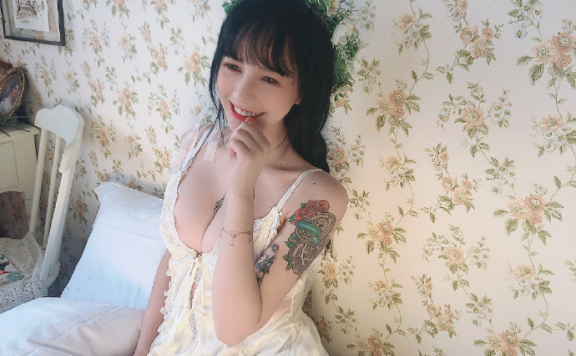 洛丽塔大哥lolita黑历史,写真cos套图视频黑料