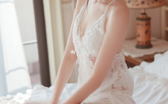 豆梓吖个人资料以及cos图包合集